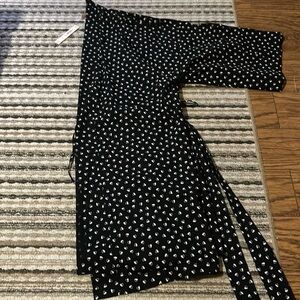 short victoria’s secret bathrobe